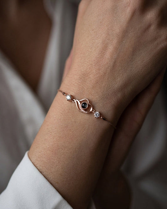 PhilU-Australia-Personalised-Eternal-Heart-Photo-Projection-Bracelet-Female-Model
