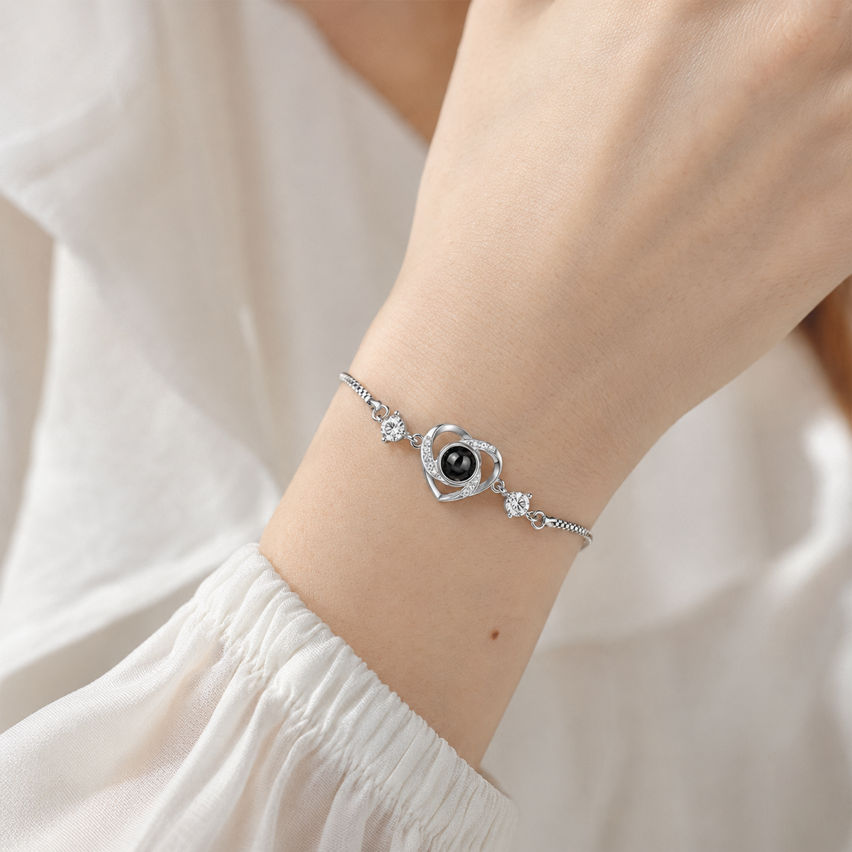 Personalised Photo Projection Heart Bracelet – Custom Picture Gift